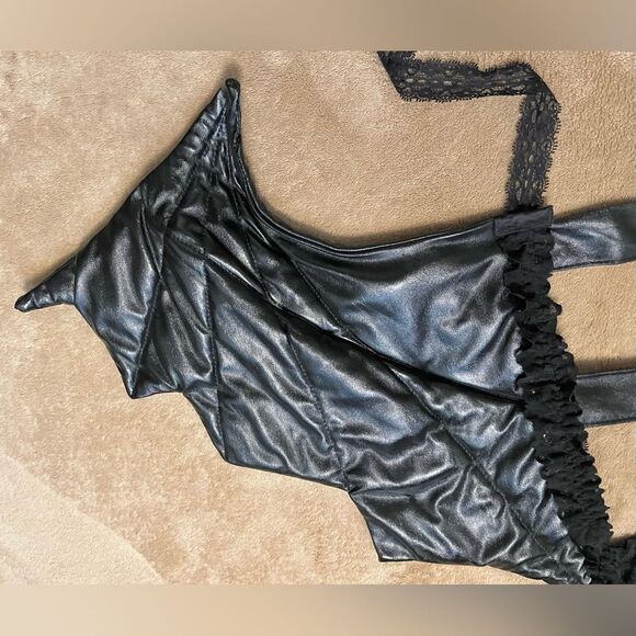 Vintage Y2K Super Low Fat Vinyl Bat Wings Halloween Costume with Lace Ties - Picture 11 of 13